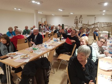 Pranzo di Natale coro romantici
